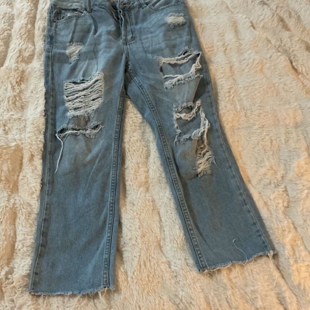 S.O.N.G. Distressed Straight Light Wash Denim Jeans Raw Hem 5-Pocket Women’s